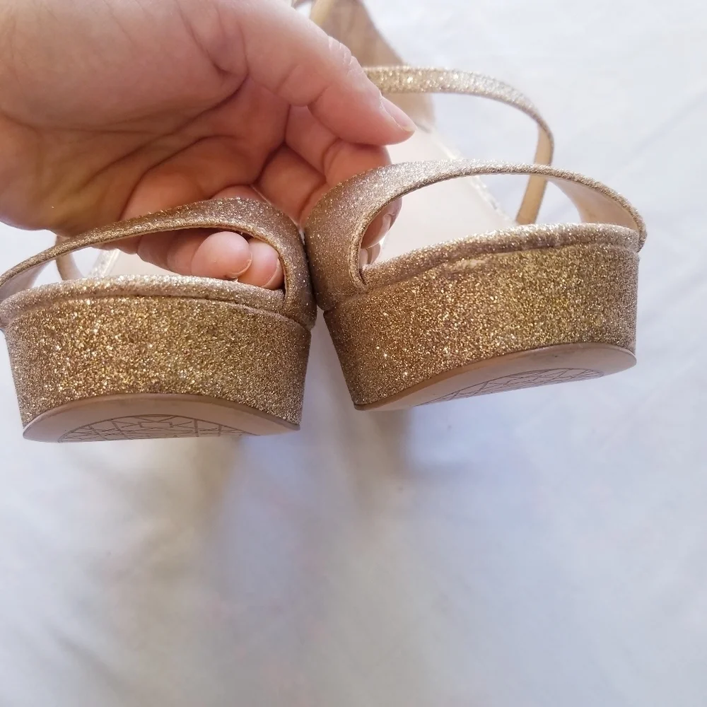 Badgley Mischka | Platform Gold‎ Glitter Sandals